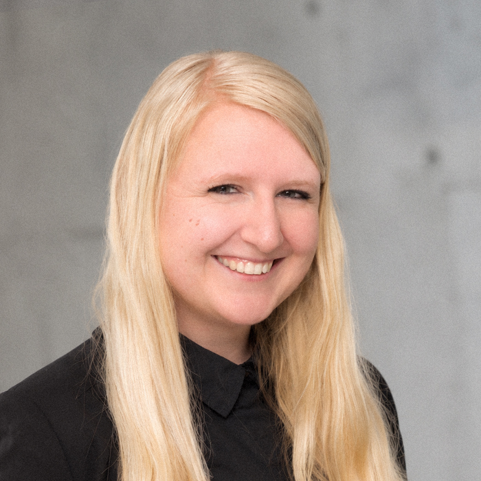 Professionelles Mitarbeiterporträt für die Unternehmenswebsite von Seeliger & Co.